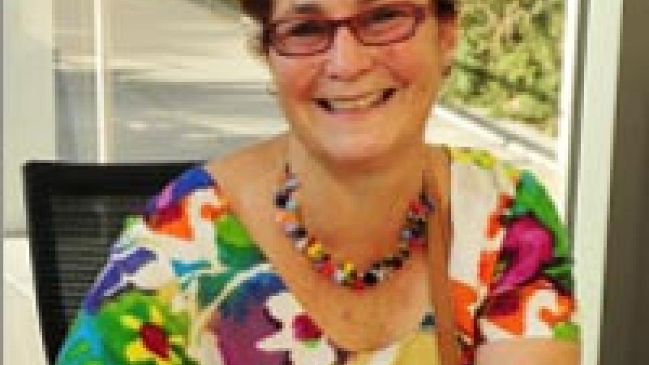 Amina Harris, Director of the Honey & Pollination Center on GotMead Live show. Amina Harris